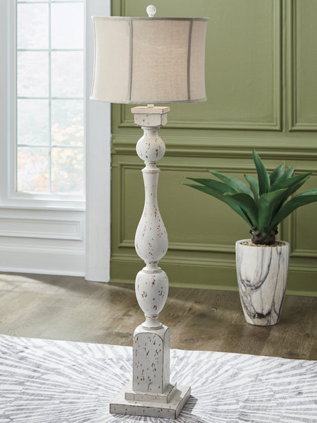 Madsbrook Floor Lamp - Furniture World
