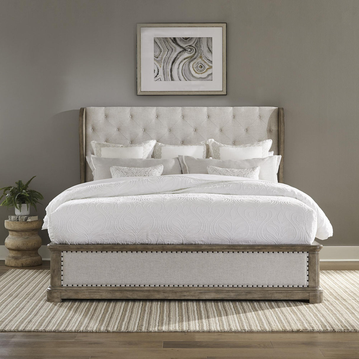 Town & Country Queen Shelter Bed - Furniture World