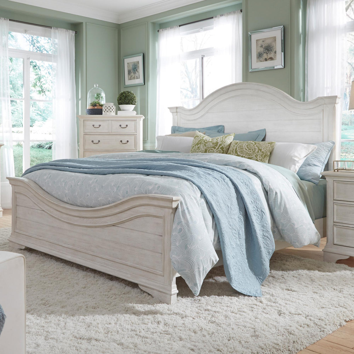 Bayside California King Panel Bed - Furniture World
