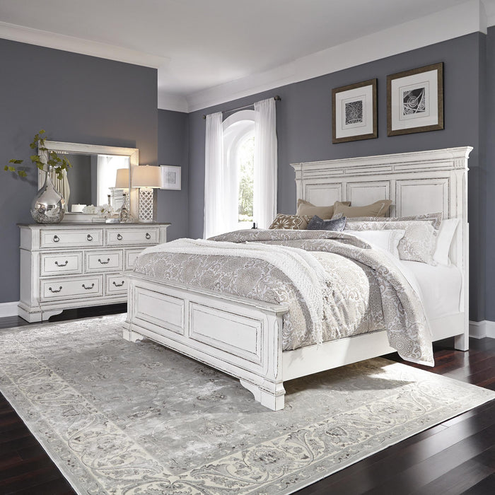 Abbey Park Queen Panel Bed, Dresser & Mirror - Furniture World
