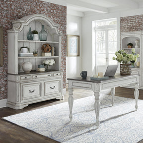 Magnolia Manor 3 Piece Desk & Hutch Set - Furniture World