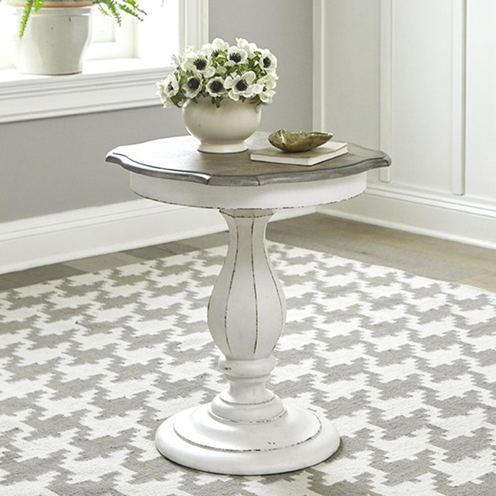 Magnolia Manor Round Accent Table - Furniture World