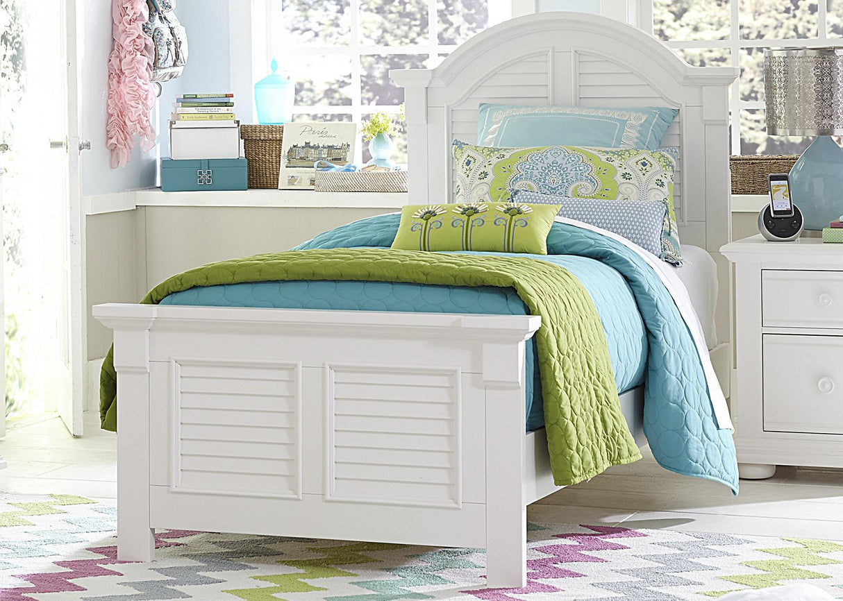 Liberty Furniture Summer House Full Panel Bed in Oyster White - Furniture World