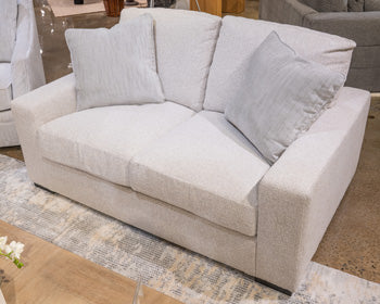 Conlee-Pike Loveseat - Furniture World