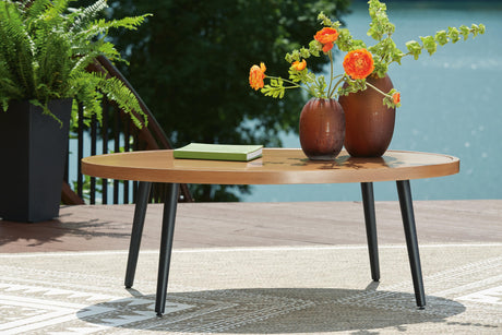 Horizon Hall Outdoor Coffee Table - Furniture World