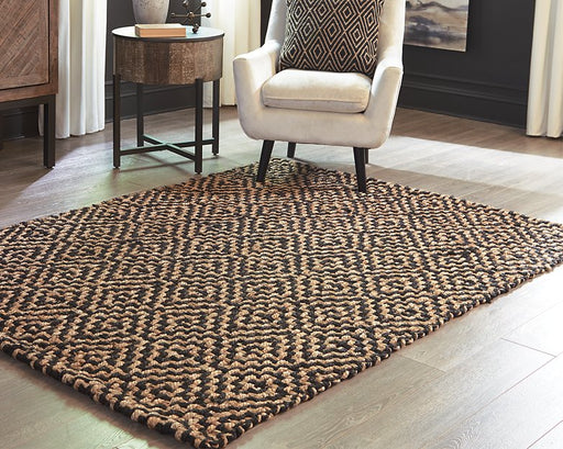 Broox 5' x 7' Rug - Furniture World