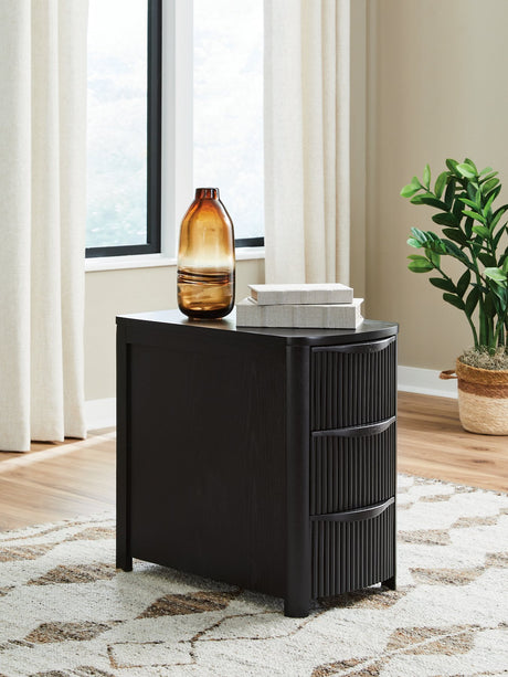 Camdill Chairside End Table - Furniture World