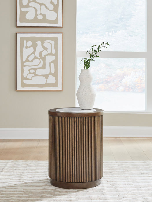 Hadonna End Table - Furniture World