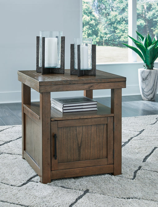 Boardernest End Table - Furniture World