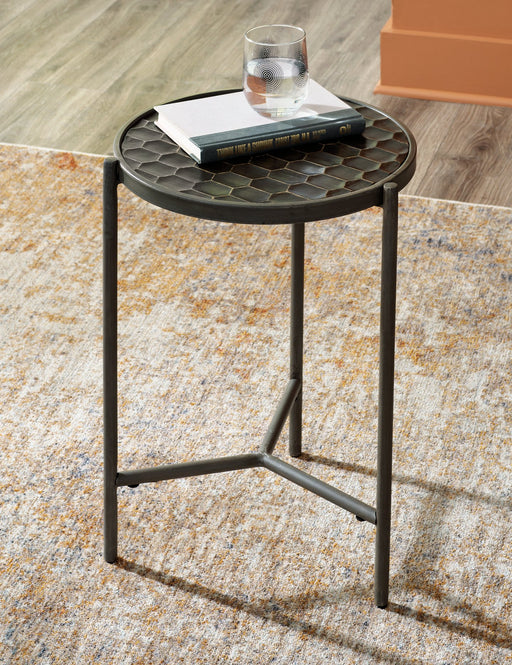 Doraley Chairside End Table - Furniture World