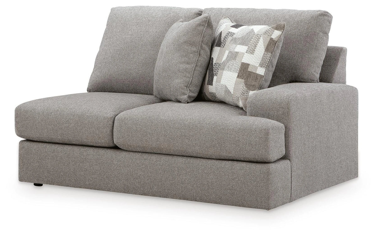 Lindon Sectional with Chaise