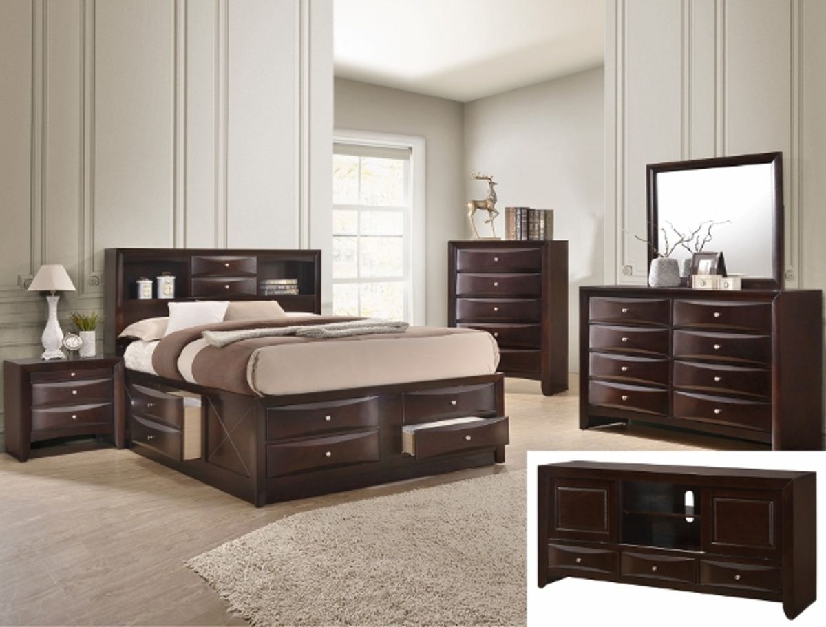 Crown Mark Emily Tv Stand In Dark Cherry