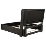 Leandro Wingback Bed