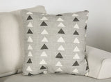Hyde Park Loveseat w/ Pillows