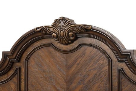 Leovanni E.King & Queen Bed - Furniture World