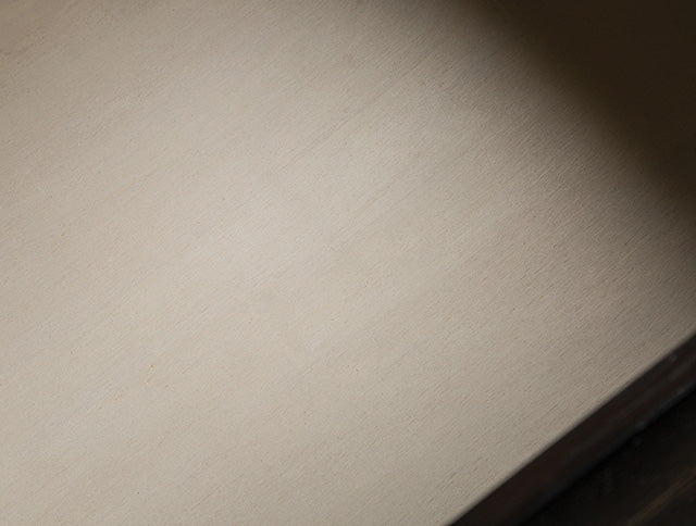 Hinwitz Dresser - Furniture World
