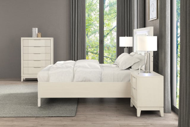 Isadore E.King & Queen Bed - Furniture World